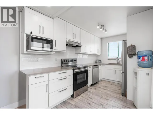 502 420 CARNARVON STREET, New Westminster, British Columbia V3L5P1