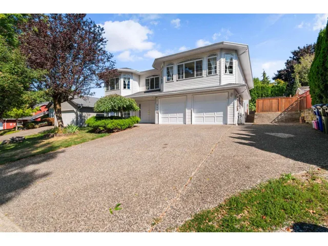 5440 HIGHROAD CRESCENT, Promontory, Chilliwack, British Columbia V2R3Y1