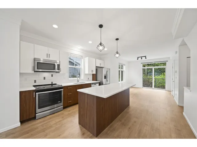 81 5858 142 STREET, Surrey, British Columbia V3X0H2