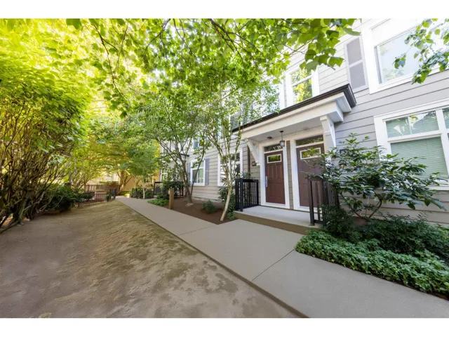 83 15833 26 AVENUE, Surrey, British Columbia V3S2X5
