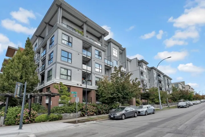 335 13733 107A AVENUE, Surrey, British Columbia V3T0B7