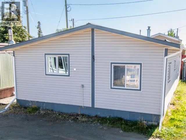 87-833 RANGE ROAD, Whitehorse, Yukon Y1A3V1