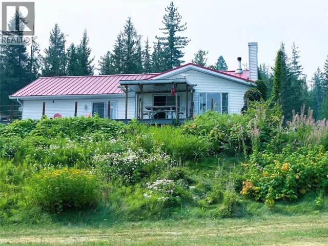 6271 Eagle Bay Road, Eagle Bay, British Columbia V0E1T0