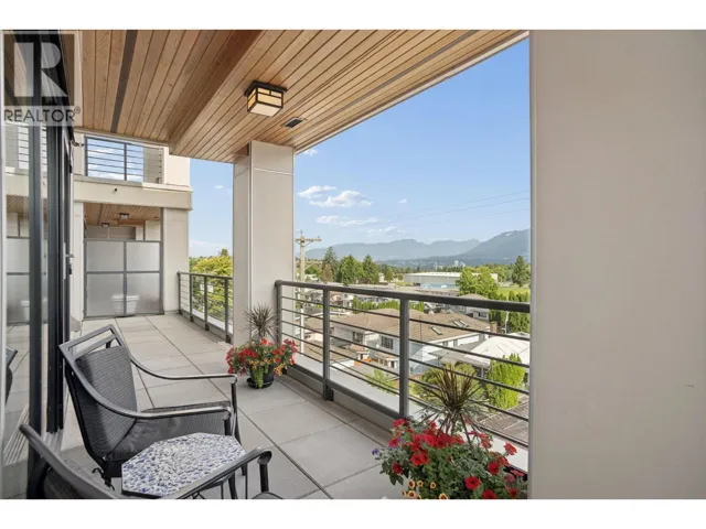 301 4721 HASTINGS STREET, Burnaby, British Columbia V5C2K8