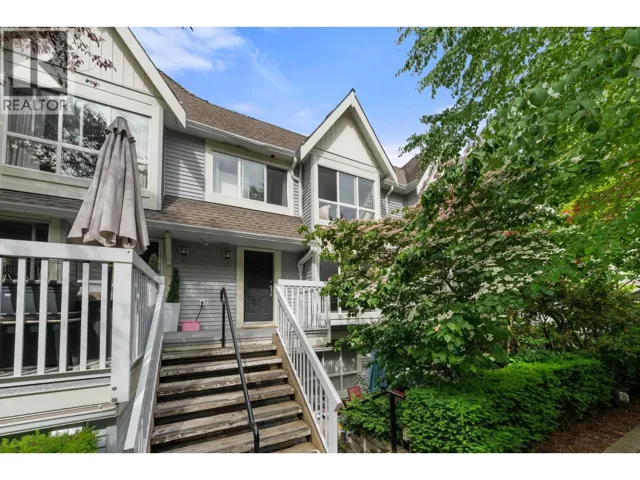 6 1073 LYNN VALLEY ROAD, North Vancouver, British Columbia V7J1Z6