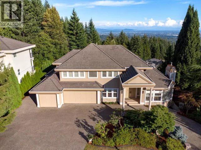1535 PARKWAY BOULEVARD, Coquitlam, British Columbia V3E2Y5