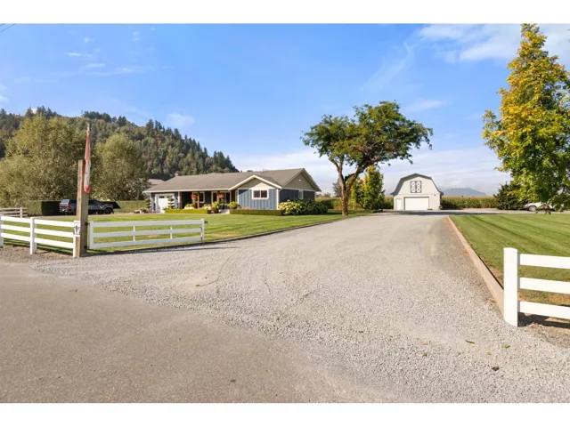 6629 BANFORD ROAD, East Chilliwack, Chilliwack, British Columbia V2R4S3