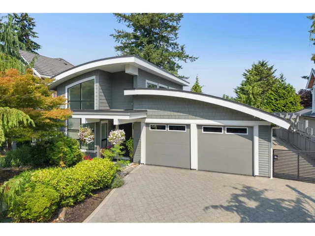 15461 18TH AVENUE, Surrey, British Columbia V4A1X1