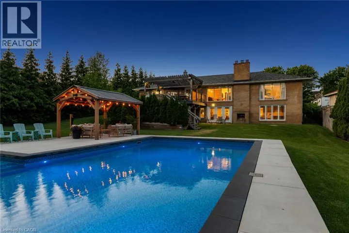 1648 CREDITON Parkway, Mississauga, Ontario L5G3X3