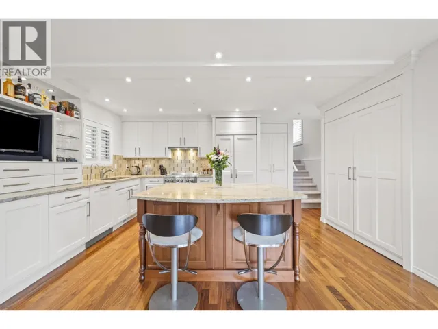 2408 SE MARINE DRIVE, Vancouver, British Columbia V5S2H1