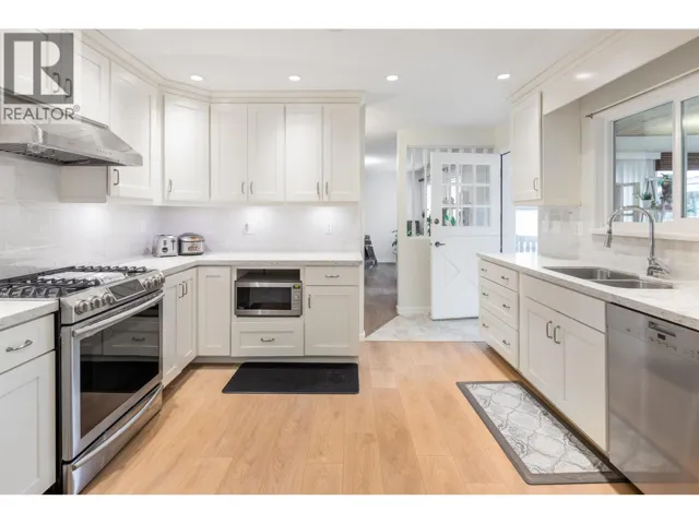 7720 NO.1 ROAD, Richmond, British Columbia V7C1T6