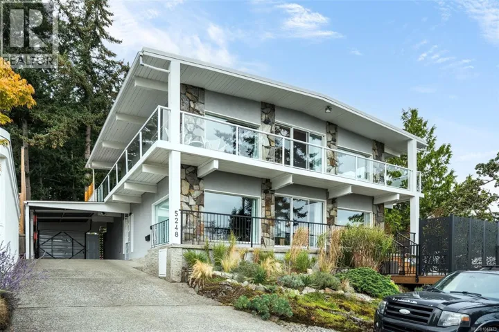 5248 Parker Ave, Saanich, British Columbia V8Y2M9