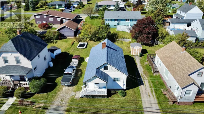 18 Highland Street, Glace Bay, Nova Scotia B1A2T5