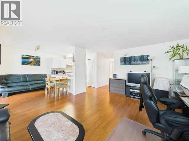 208 2677 BROADWAY STREET, Vancouver, British Columbia V5M1Y6