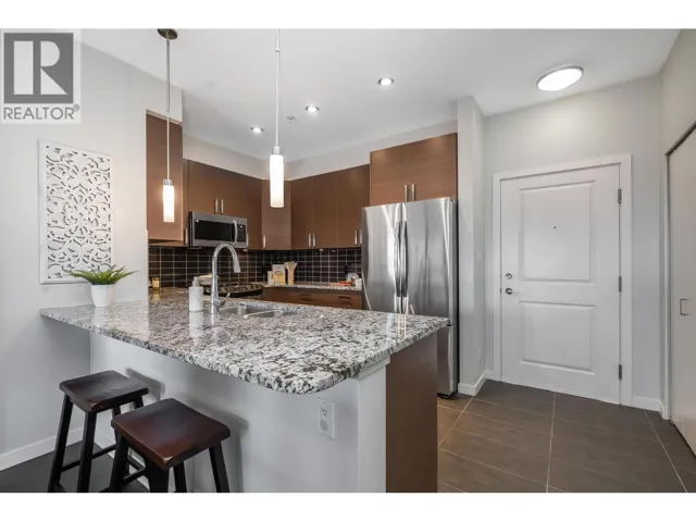 308 288 HAMPTON STREET, New Westminster, British Columbia V3M5L9