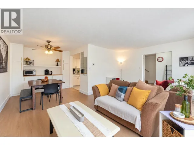 8865 HORNE STREET, Burnaby, British Columbia V3N4J8