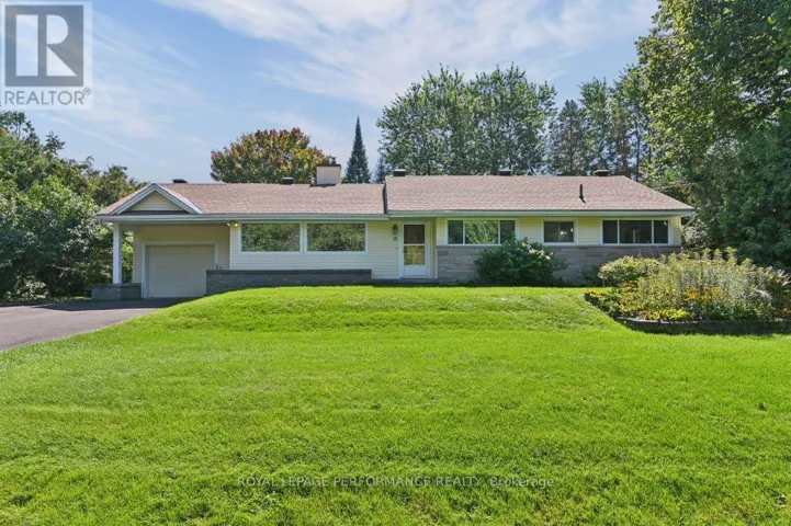 18 HONEY GABLES DRIVE, Ottawa, Ontario K1V1H5