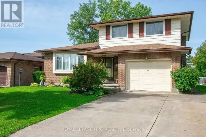 7 DOLLY CIRCLE, St. Catharines (Secord Woods), Ontario L2P3T2