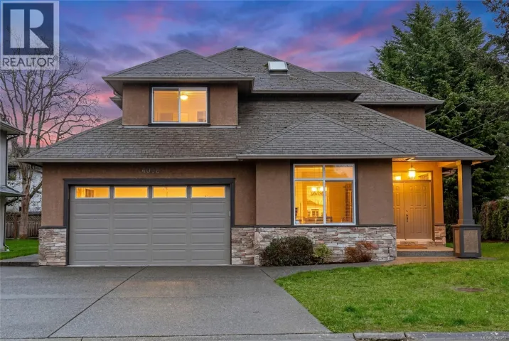 4073 Longview Dr, Saanich, British Columbia V8N2K6