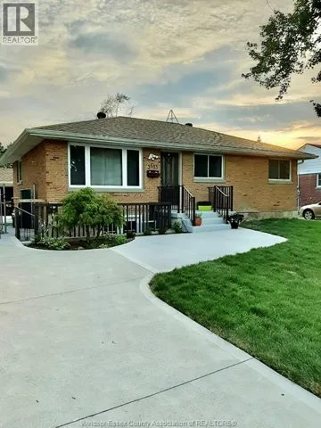 3633 McKay Unit# LOWER, Windsor, Ontario N9E2S3
