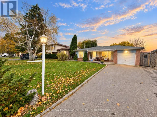 42 BROMLEY CRESCENT, Brampton (Avondale), Ontario L6T1Z1