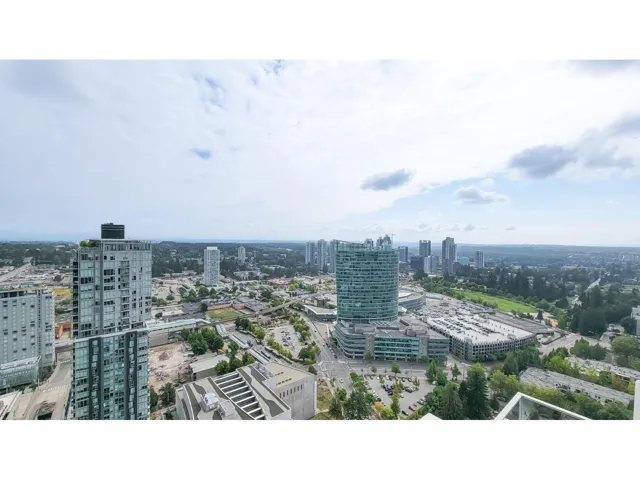 3608 13350 CENTRAL AVENUE, Surrey, British Columbia V3T0S1