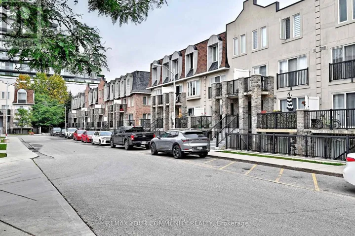 1047 - 115 GEORGE APPLETON WAY, Toronto (Downsview-Roding-CFB), Ontario M3M0A2