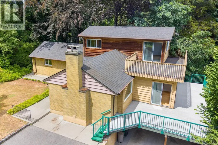 5349 Alderley Rd, Saanich, British Columbia V8Y1X9