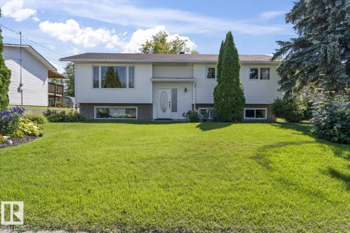 5701 47 AV, Cold Lake, Alberta T9M1V3