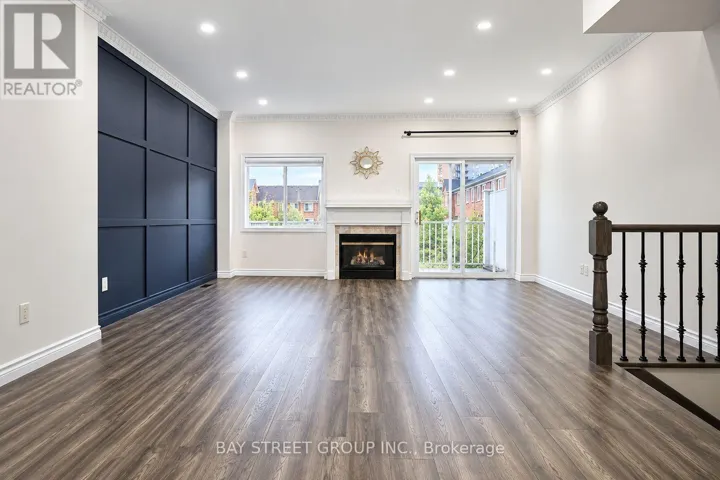 35 PARK COMMON BOULEVARD, Markham (Commerce Valley), Ontario L3T7V1