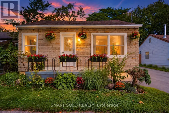 7 ELMWOOD AVENUE, St. Catharines (E. Chester), Ontario L2R2T5