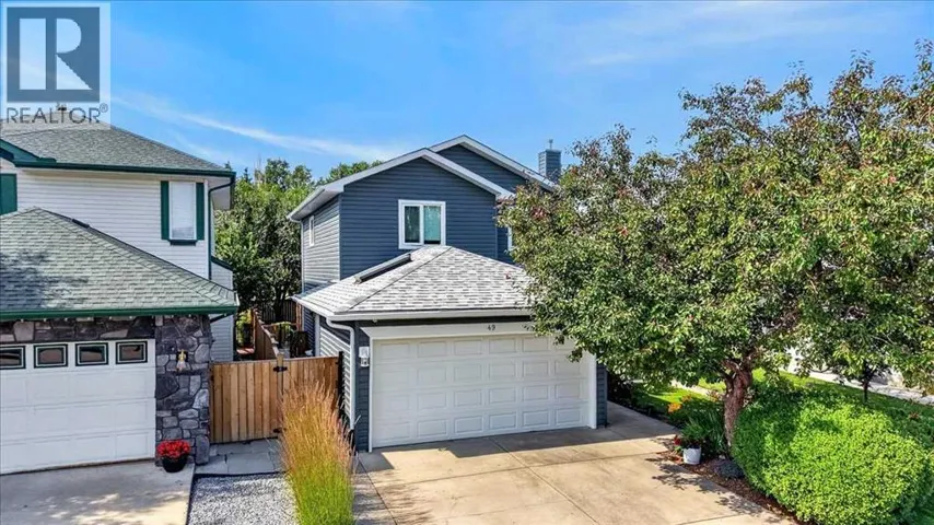 49 Hidden Valley Crescent NW, Calgary, Alberta T3A4Z3