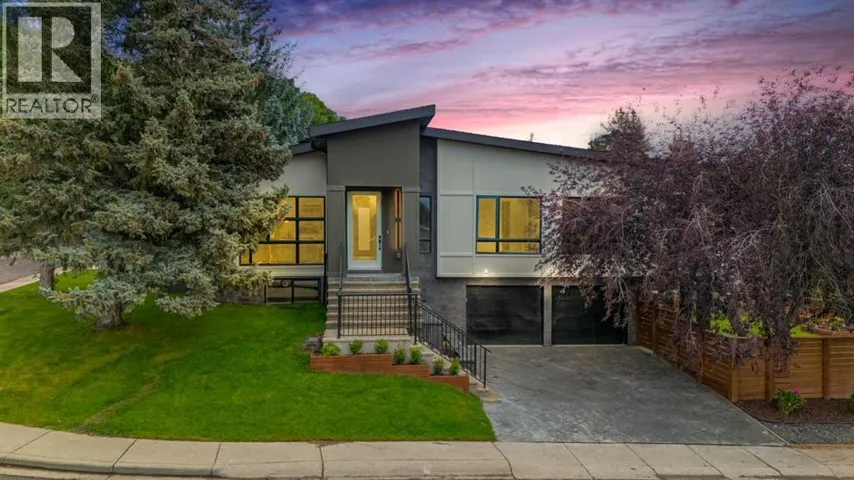 4912 Carney Road NW, Calgary, Alberta T2L1E8