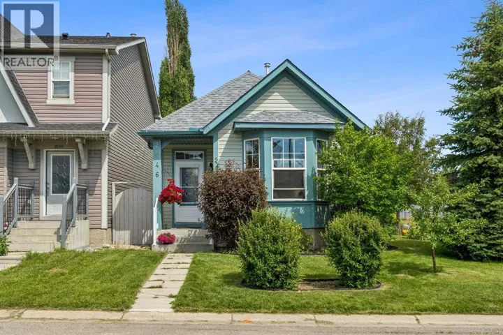 2046 New Brighton Gardens SE, Calgary, Alberta T2Z4X4