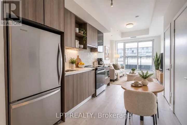 LPH12 - 405 DUNDAS STREET W, Oakville (GO Glenorchy), Ontario L6M5P9