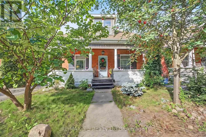 225 GRAHAM STREET, Woodstock (Woodstock - North), Ontario N4S6K6