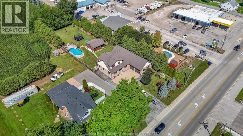 1709 Division ROAD, Kingsville, Ontario N9Y2H1