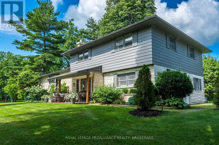 330 ELMWOOD DRIVE, Gananoque, Ontario K7G1P1