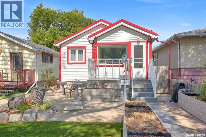 4604 Dewdney AVENUE, Regina, Saskatchewan S4T1B4