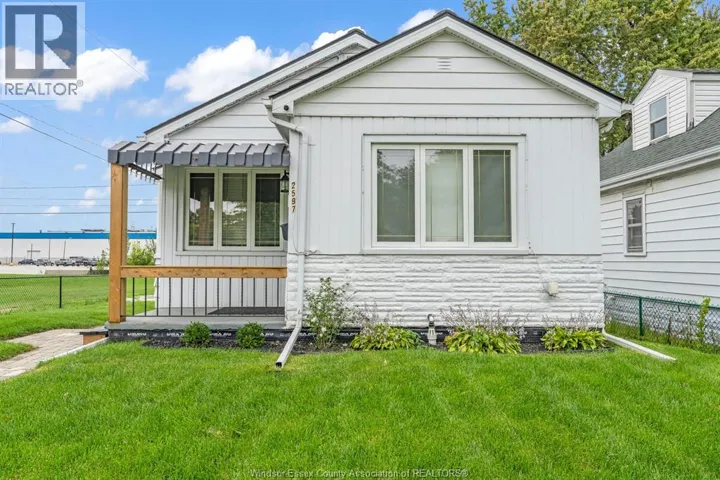 2597 ALEXIS ROAD Unit# UPPER, Windsor, Ontario N8W3Z6
