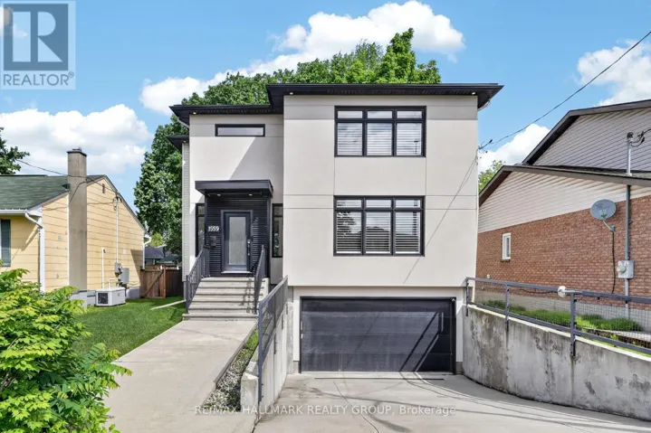 1559 QUEENSDALE AVENUE, Ottawa, Ontario K1T1J3