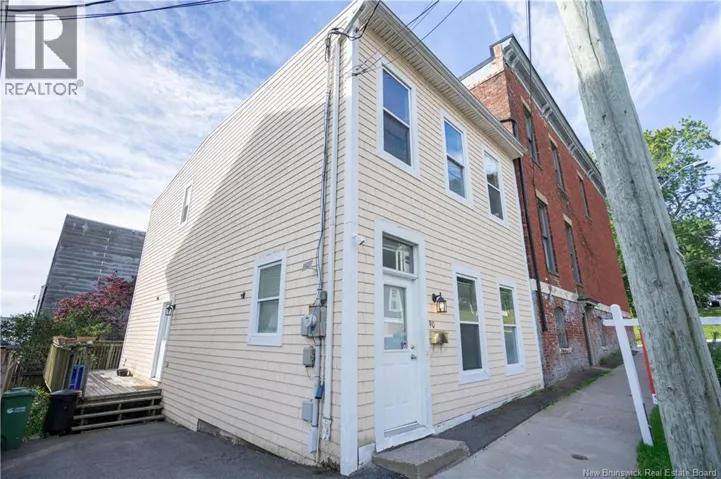90 Queen Street, Saint John, New Brunswick E2L1S4