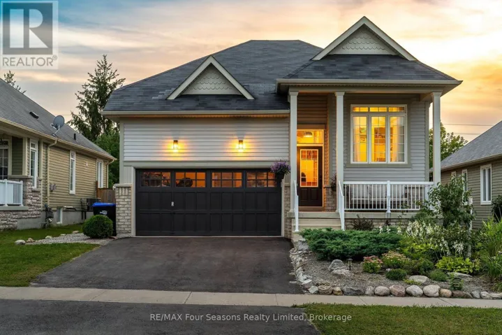 32 CHRISTY DRIVE, Wasaga Beach, Ontario L9Z1C9