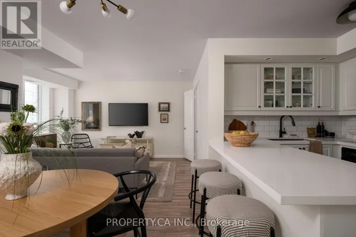 #919 - 140 SIMCOE STREET, Toronto (Waterfront Communities), Ontario M5H4E9