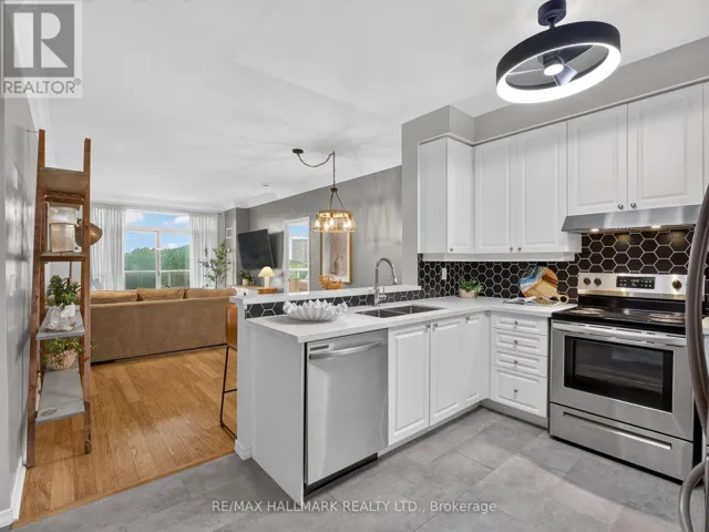 PH918 - 3650 KINGSTON ROAD, Toronto (Scarborough Village), Ontario M1M3X9