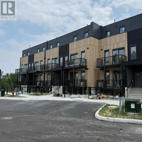 3 - 854 DOON VILLAGE ROAD E, Kitchener, Ontario N2P1A3