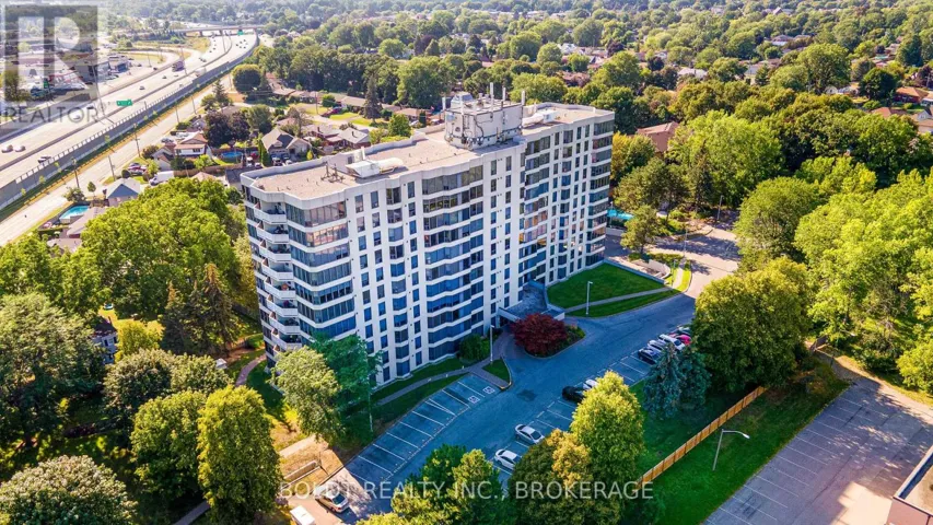 812 - 81 SCOTT STREET, St. Catharines (Lakeport), Ontario L2N7L5
