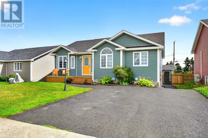 86 Hollyberry Drive, Paradise, Newfoundland & Labrador A1L0C1