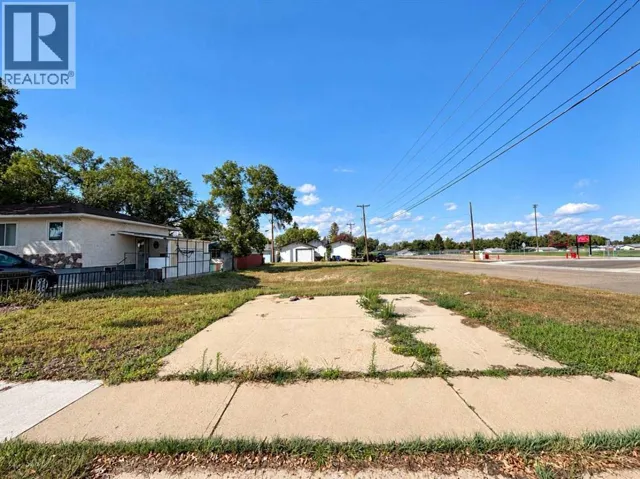 178 9 Street NE, Medicine Hat, Alberta T1A5S3
