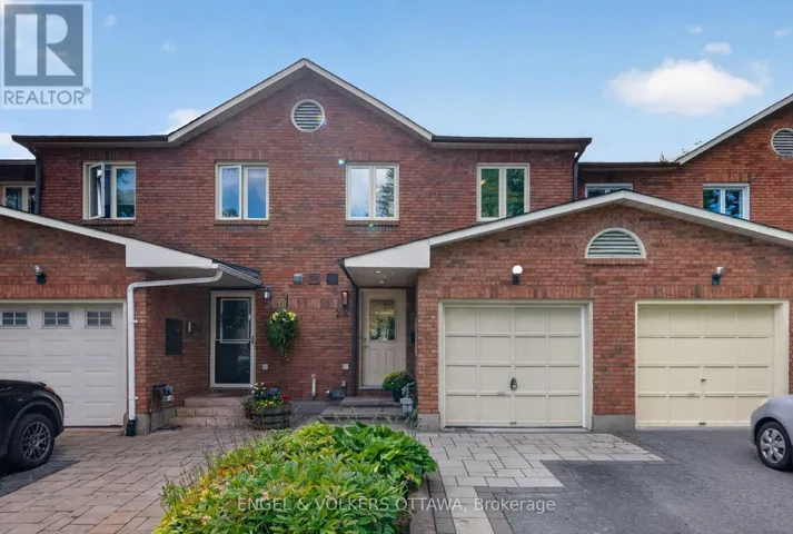 22 CHESTNUT STREET, Ottawa, Ontario K1S0Z8